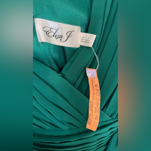 Emerald Royal Green Gown - Formal Dress - Picture 7 of 7